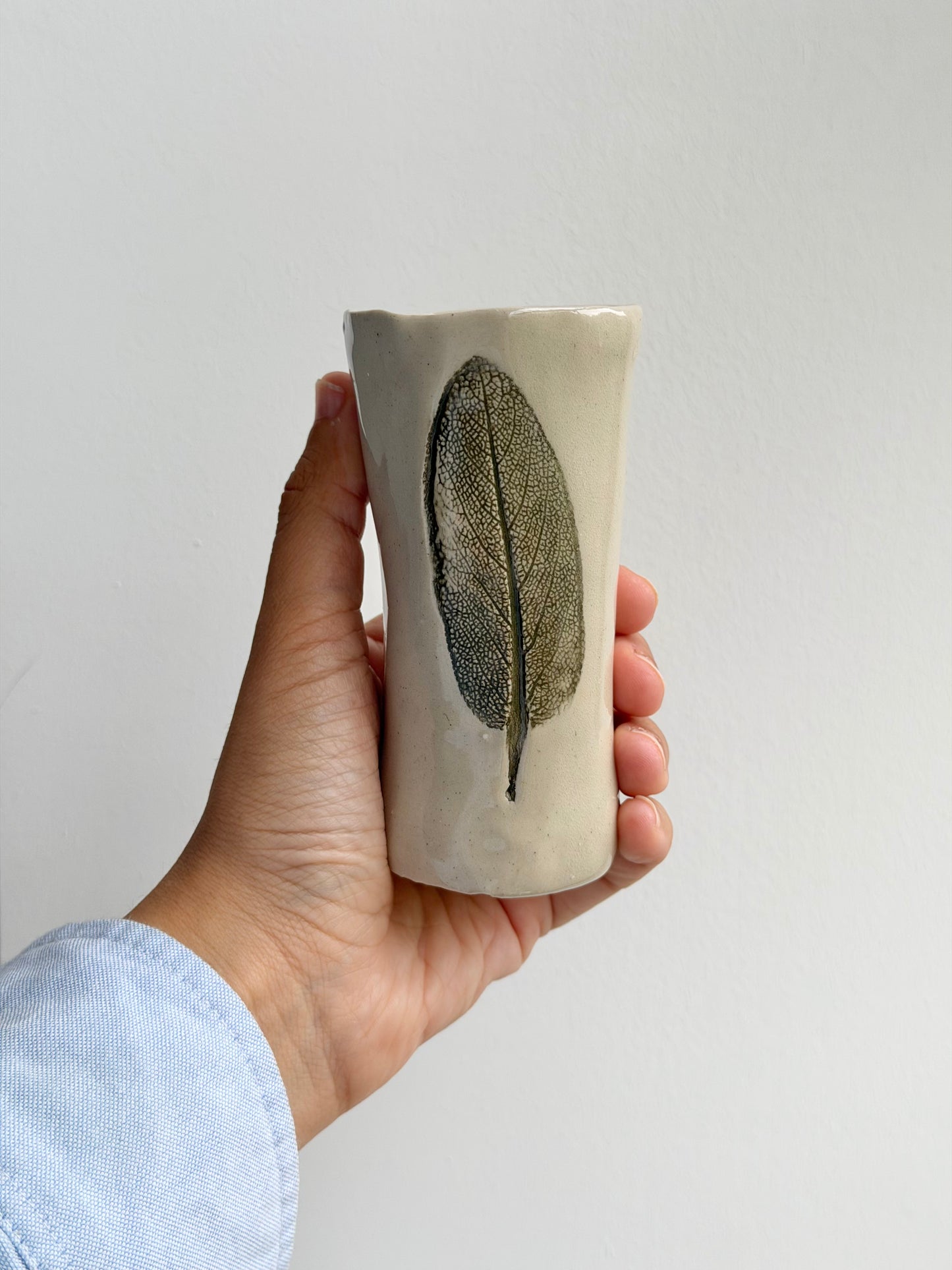 Mini leaf imprinted vase (OG archive) - 11