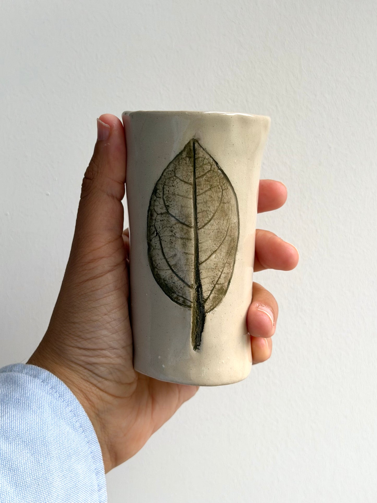 Mini leaf imprinted vase (OG archive) - 3