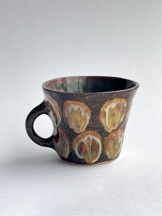 EMBRACE: Chameleon mug