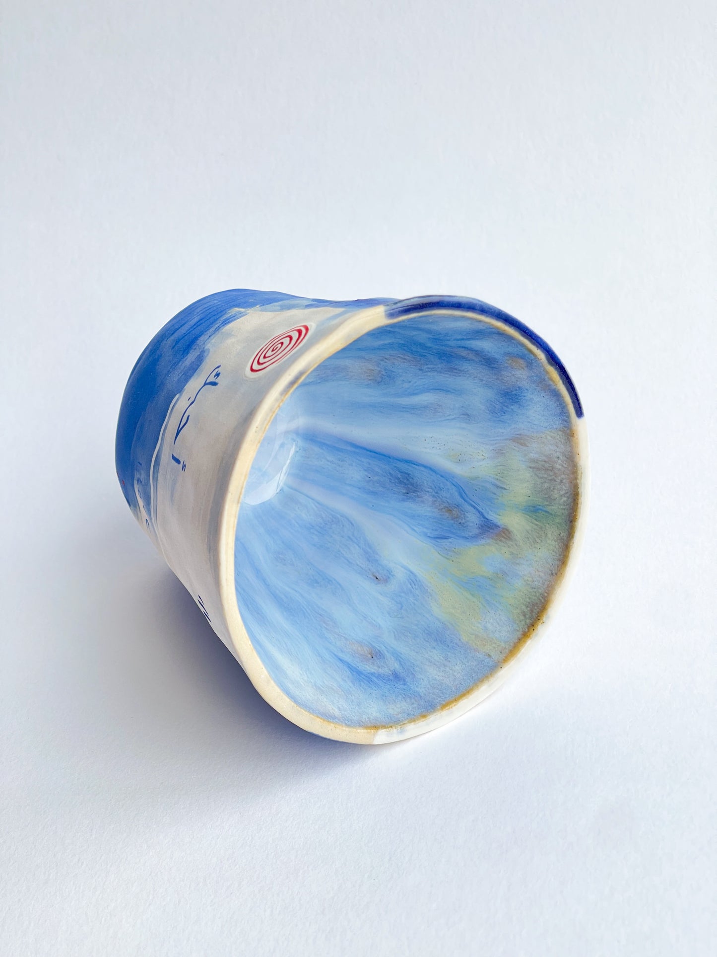 EMBRACE: I love you / أحبك cup