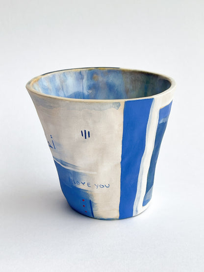EMBRACE: I love you / أحبك cup