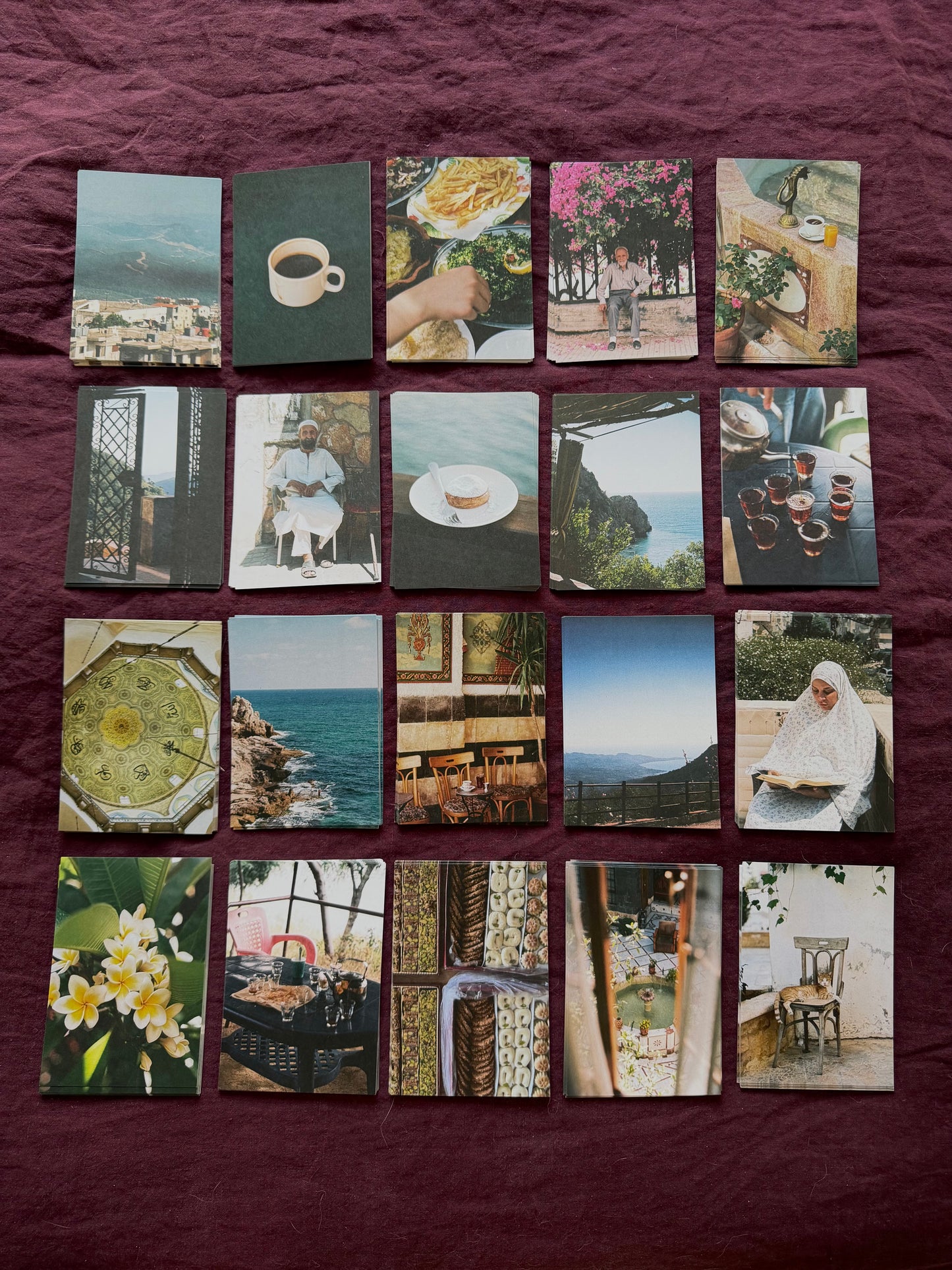 The beauty of Arab culture / set of 20 postcards