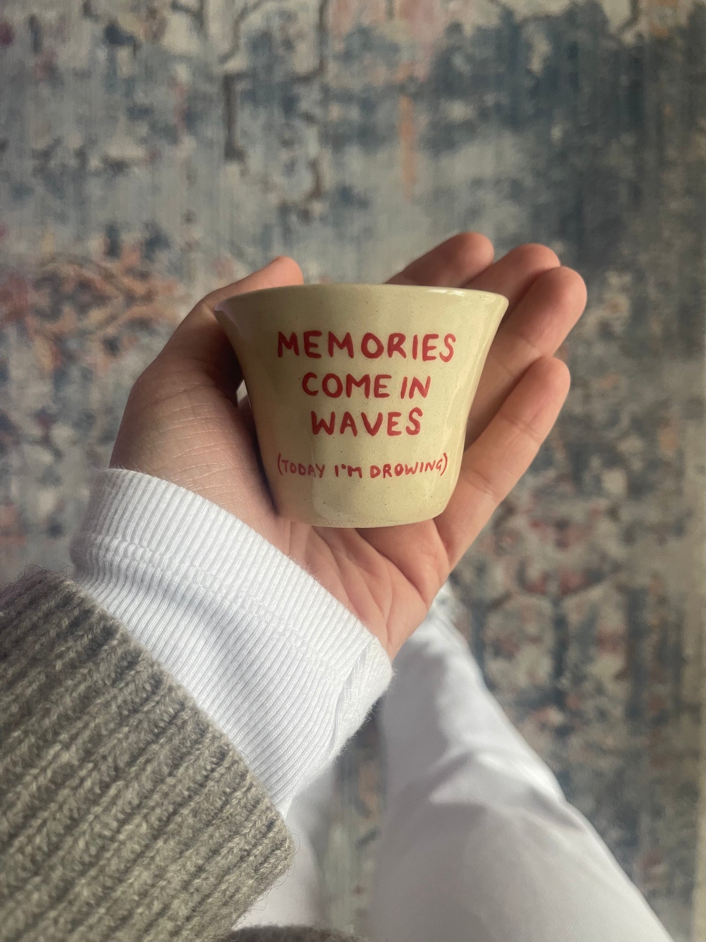 Memories come in waves (today I'm drowing) individual cup - incorrect spelling