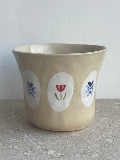 Mama / ماما vintage inspired mug