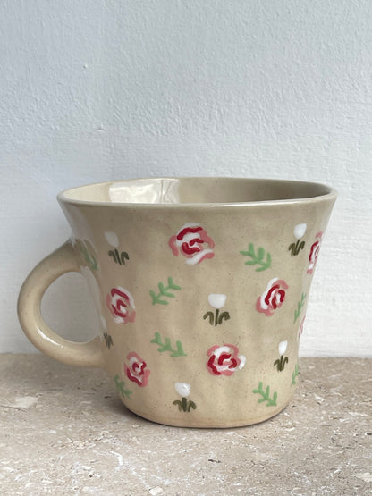 Mama love heart mug