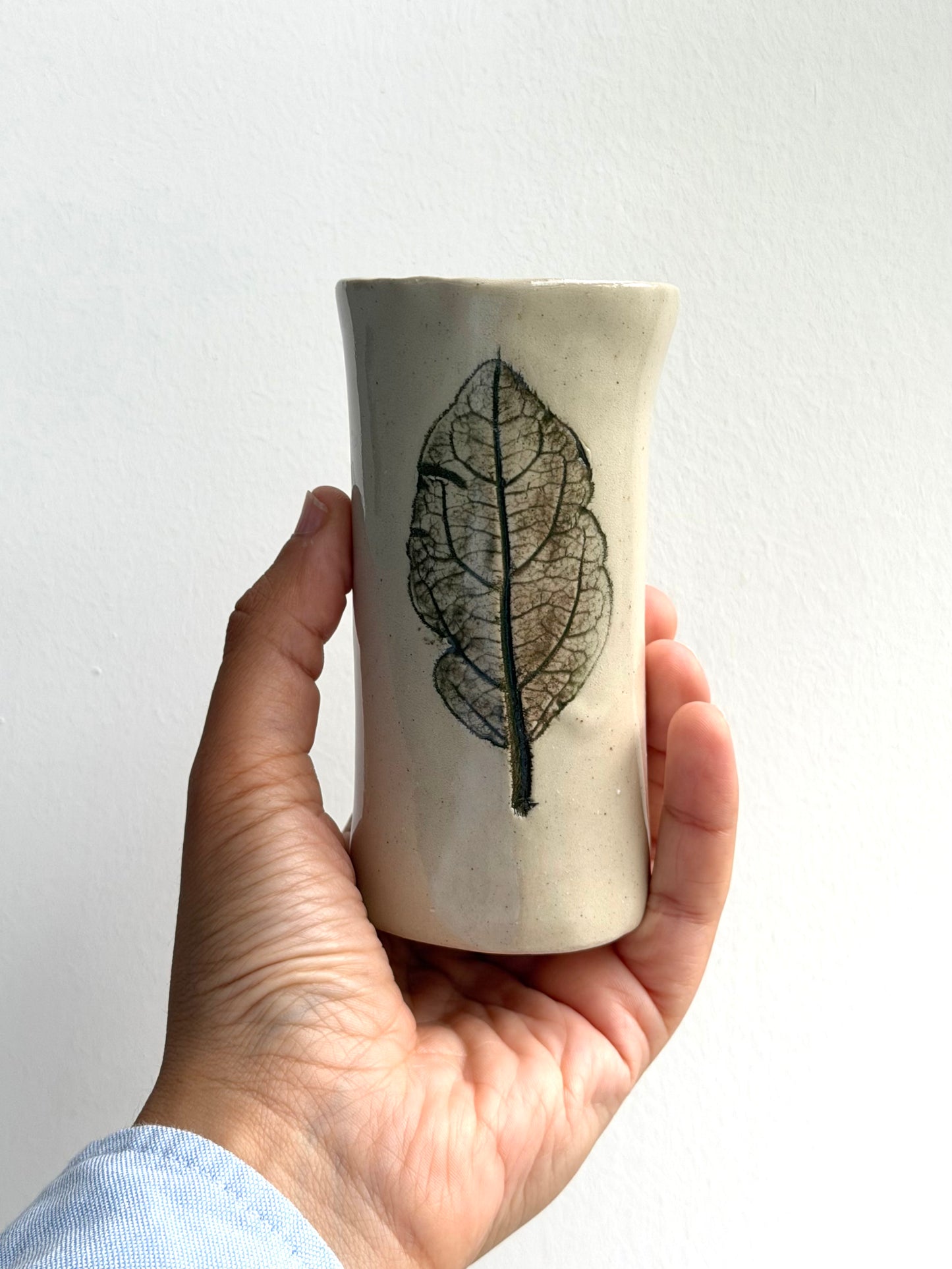 Mini leaf imprinted vase (OG archive) - 10